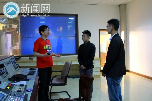 第九届主持人大赛决赛选手前去湘潭广播电视中心试镜